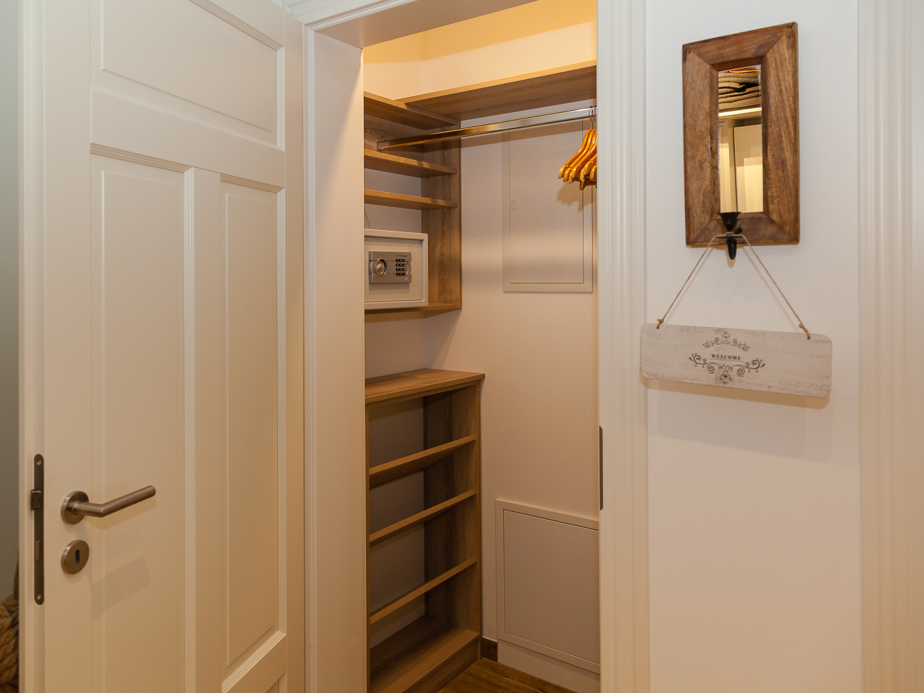 Garderobe-HWR